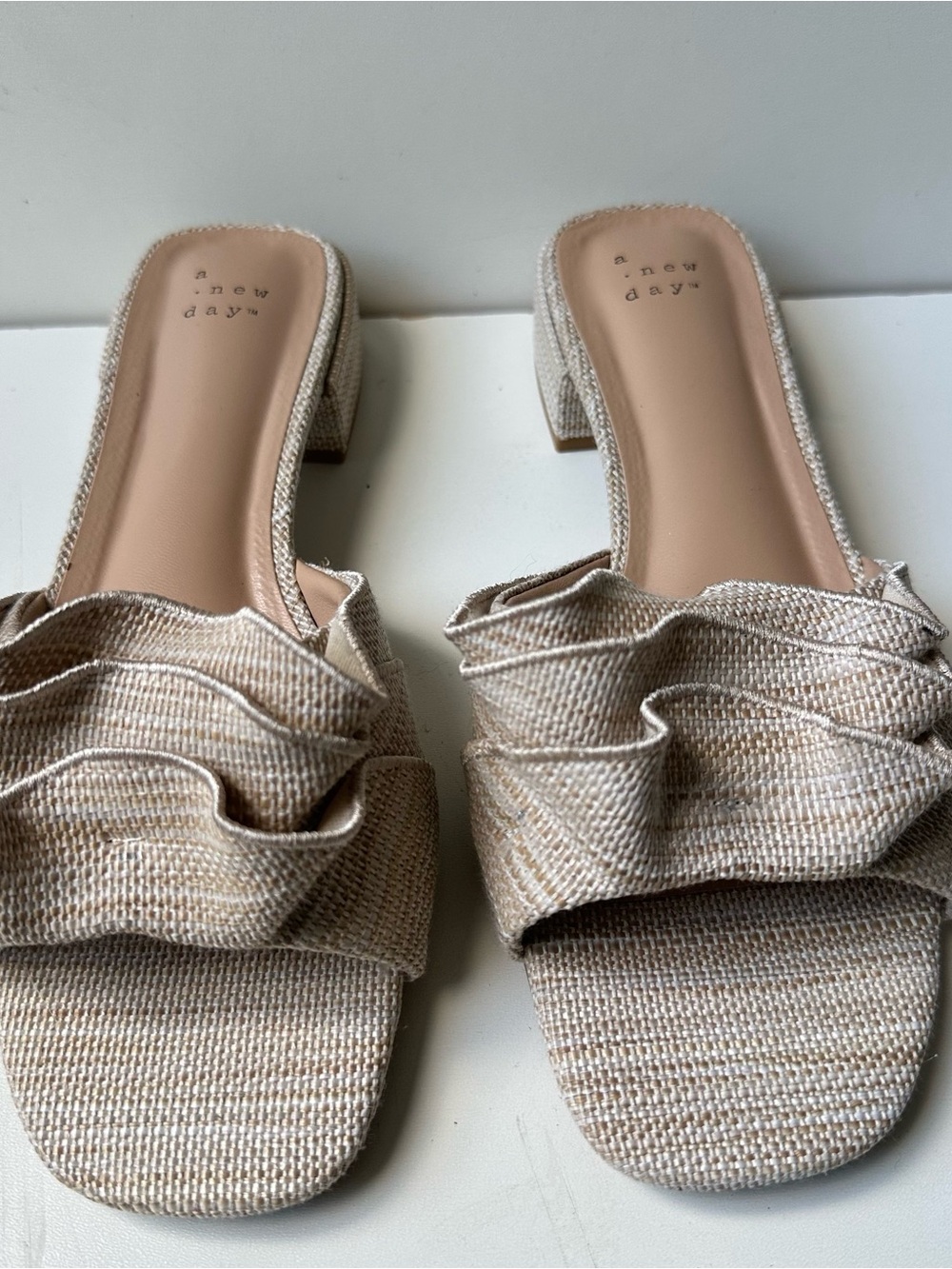A New Day Women's Beige Woven Ruffle Low Block Heel Slide Sandals Size 8